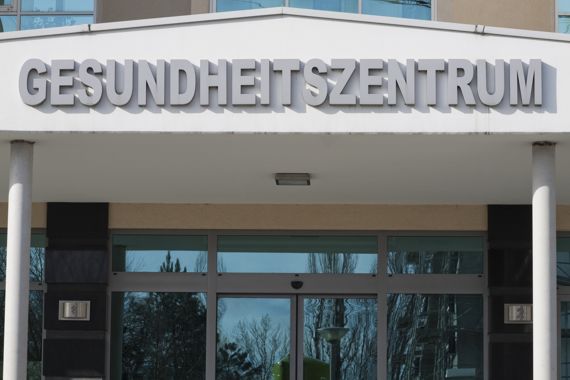 Gesundheitszentrum von außen, Quelle:
Fotolia_30104638
